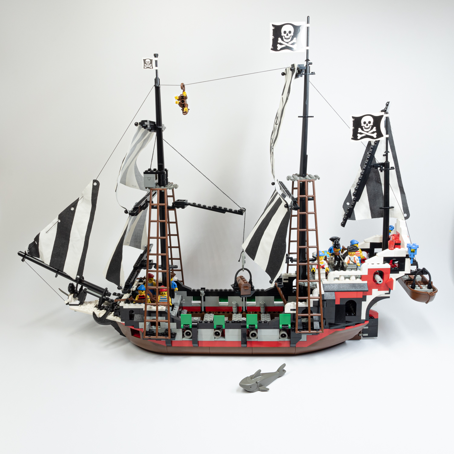 LEGO 6286 - Koponyaszem kétárbocos hajója - Skull's Eye Schooner - 2