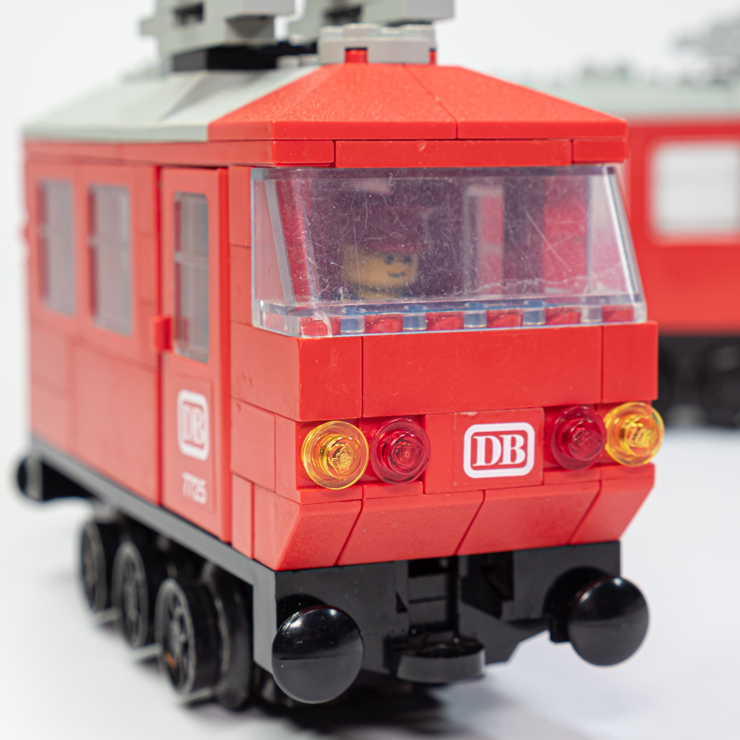 LEGO 7725 - Elektromos személyszállító vonat - Electric Passenger Train - 4