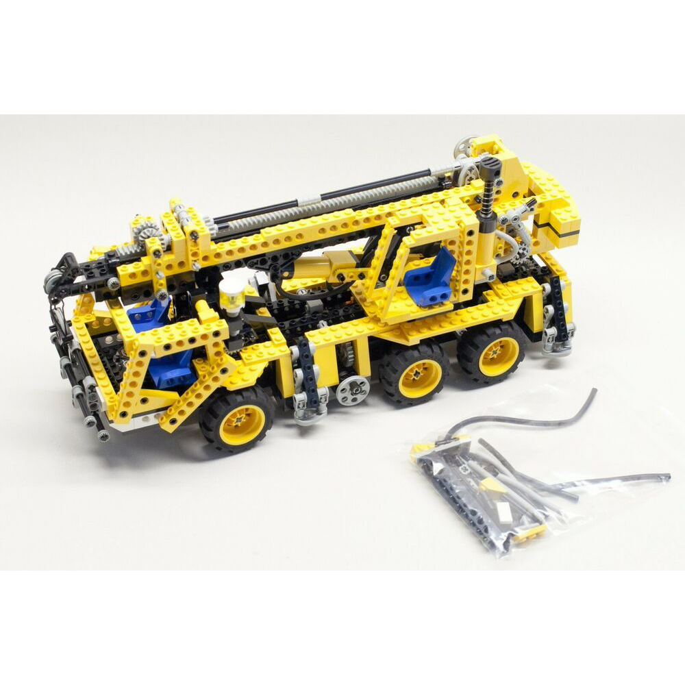 LEGO 8460 - Pneumatikus daru teherautó - Pneumatic Crane Truck - 2