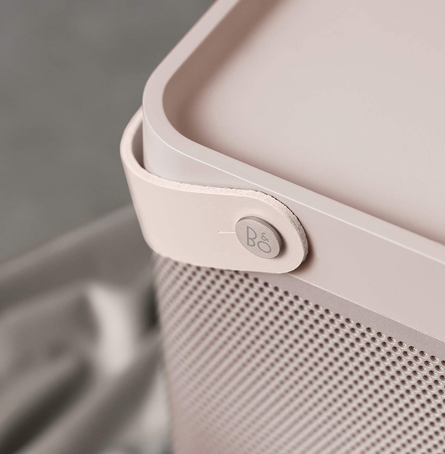 Bang & Olufsen Beolit 17 Bluetooth Hangszóró Pink - 7