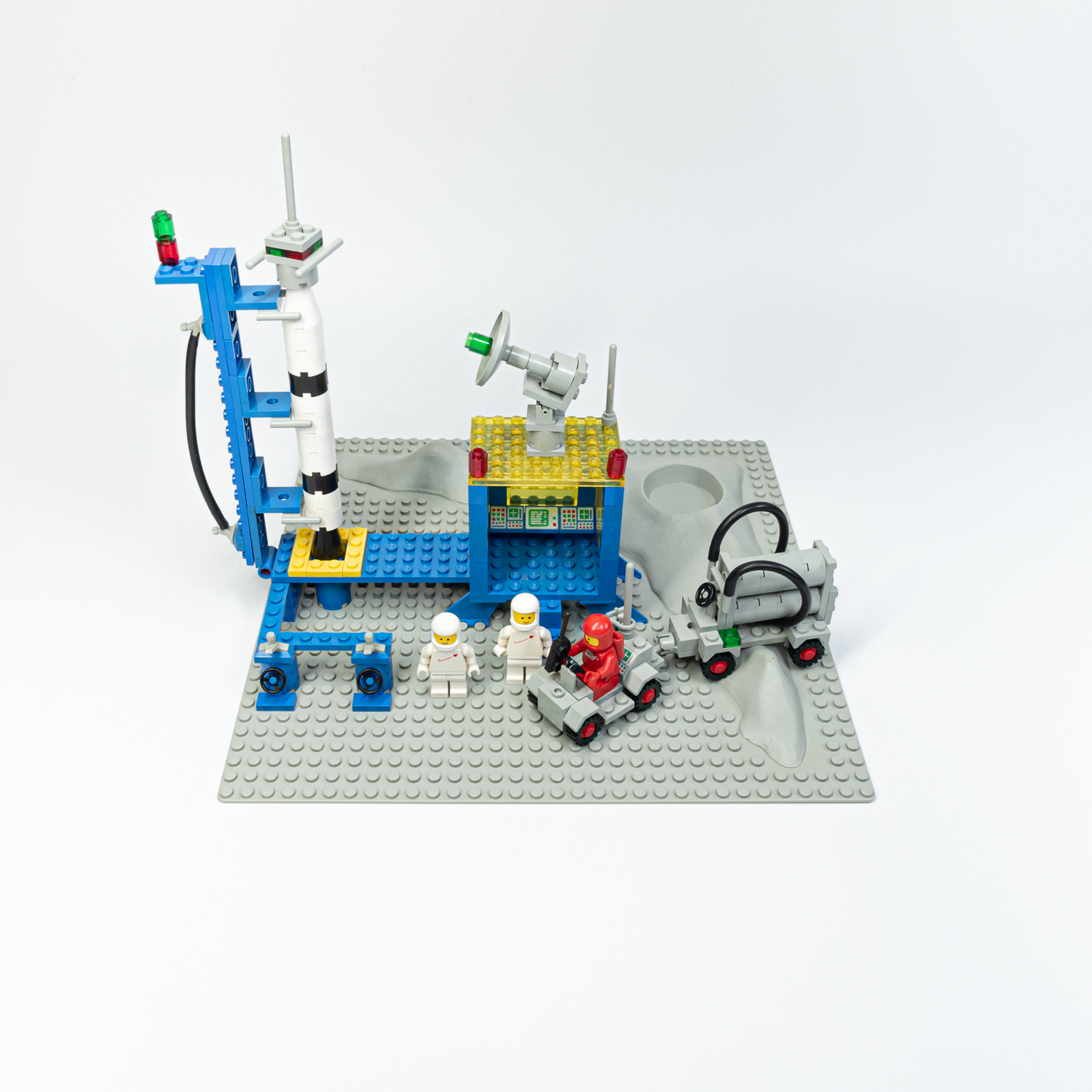 LEGO 920 Alpha-1 Rocket Base - 3