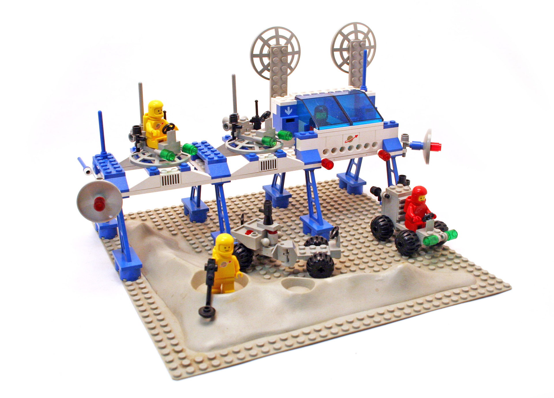 LEGO®6930  Space Supply Station - 3