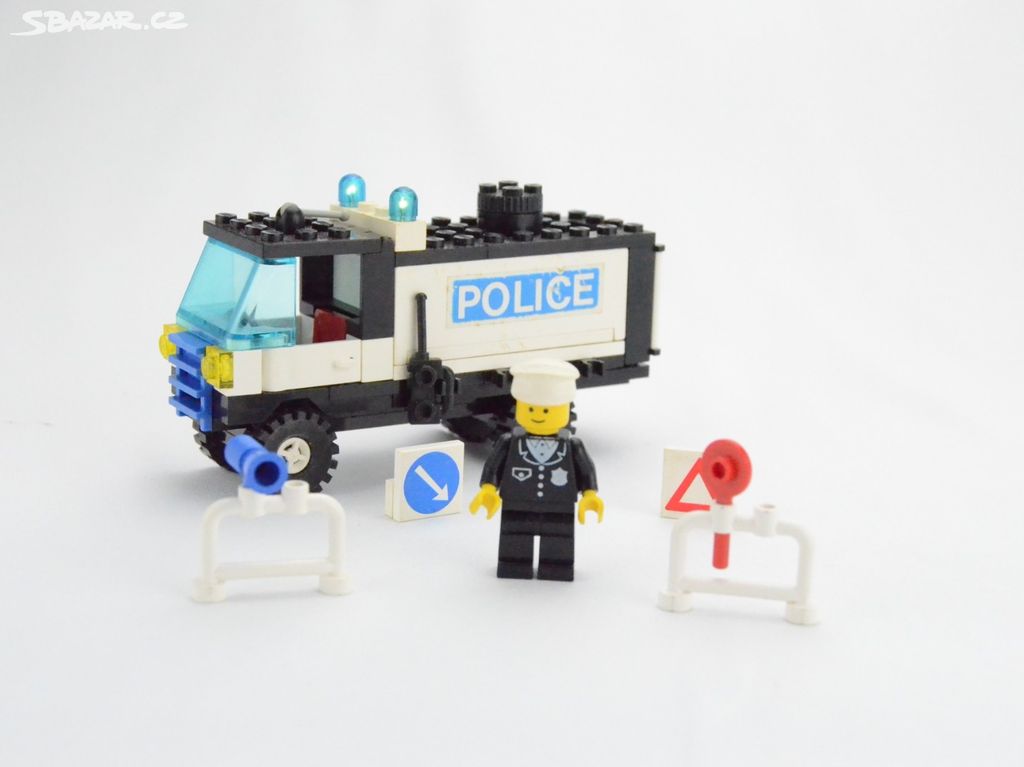 LEGO 6450 Mobile Police Truck - 2