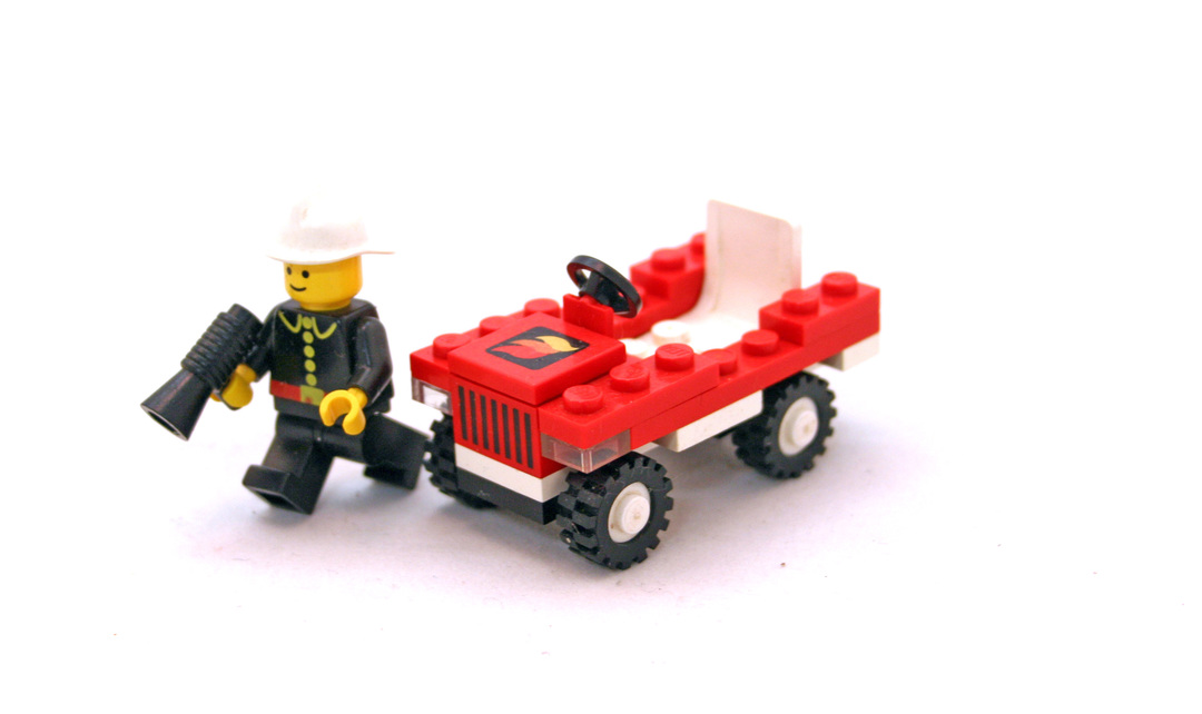 LEGO 6612 Fire Chief's Car - 2