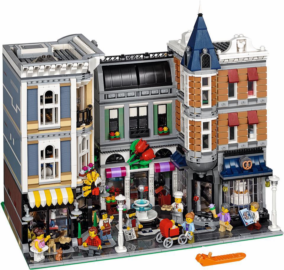 LEGO® 10255 Assembly Square - 6