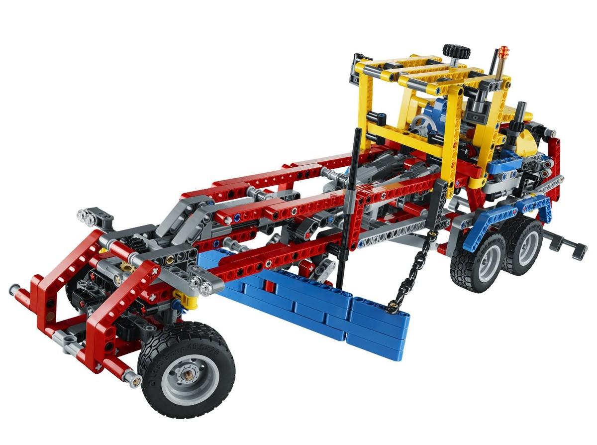 LEGO® 42024 Container Truck - 5