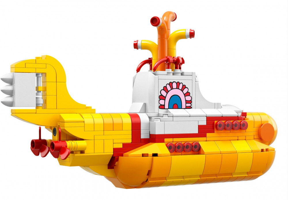 LEGO 21306 - The Beatles - Yellow Submarine - 3