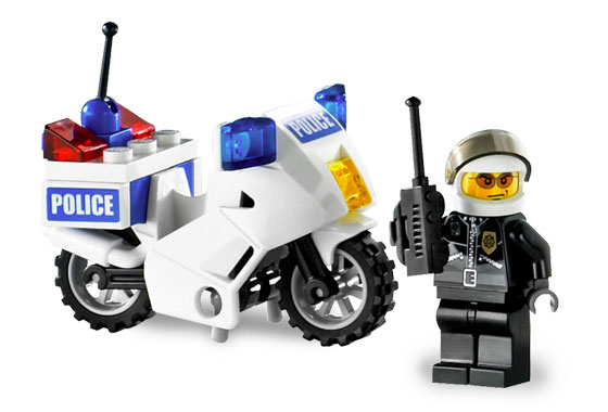 LEGO 7744 Police Headquarters  - 5