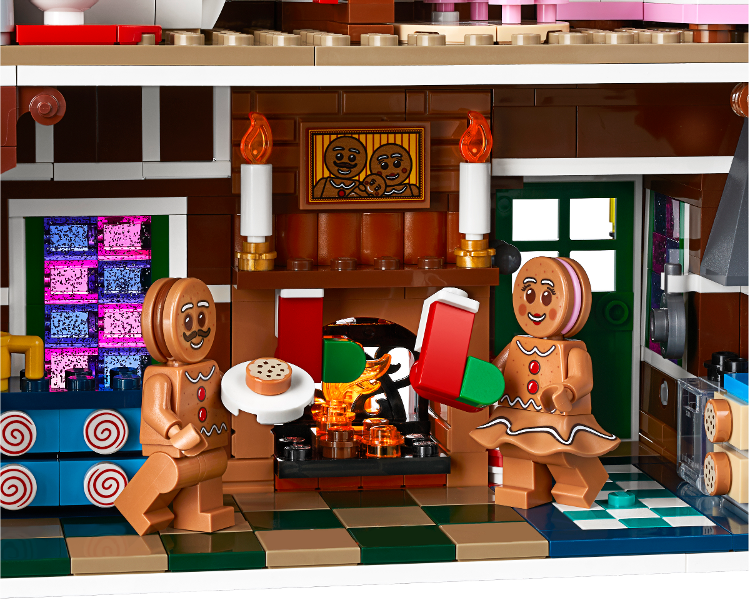 LEGO 10267 Gingerbread House - 3