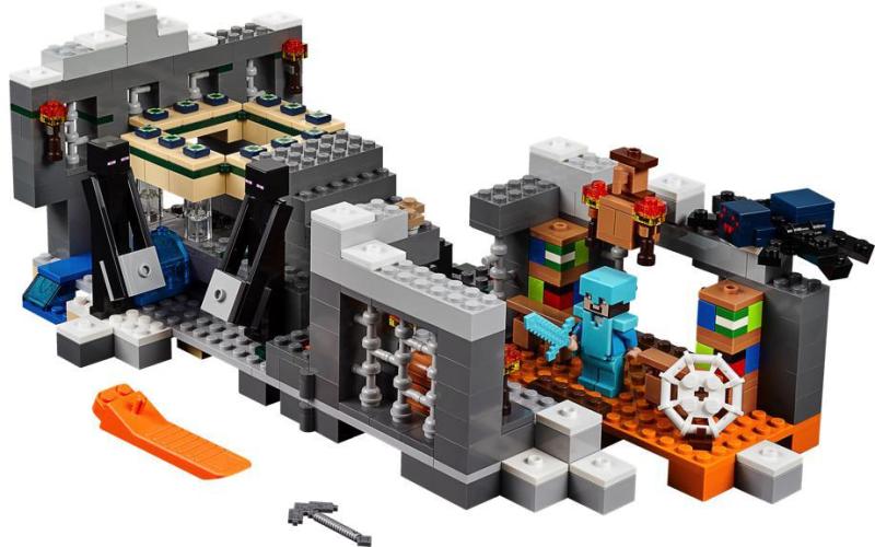 LEGO Minecraft 21124 – A végzetportál - 2