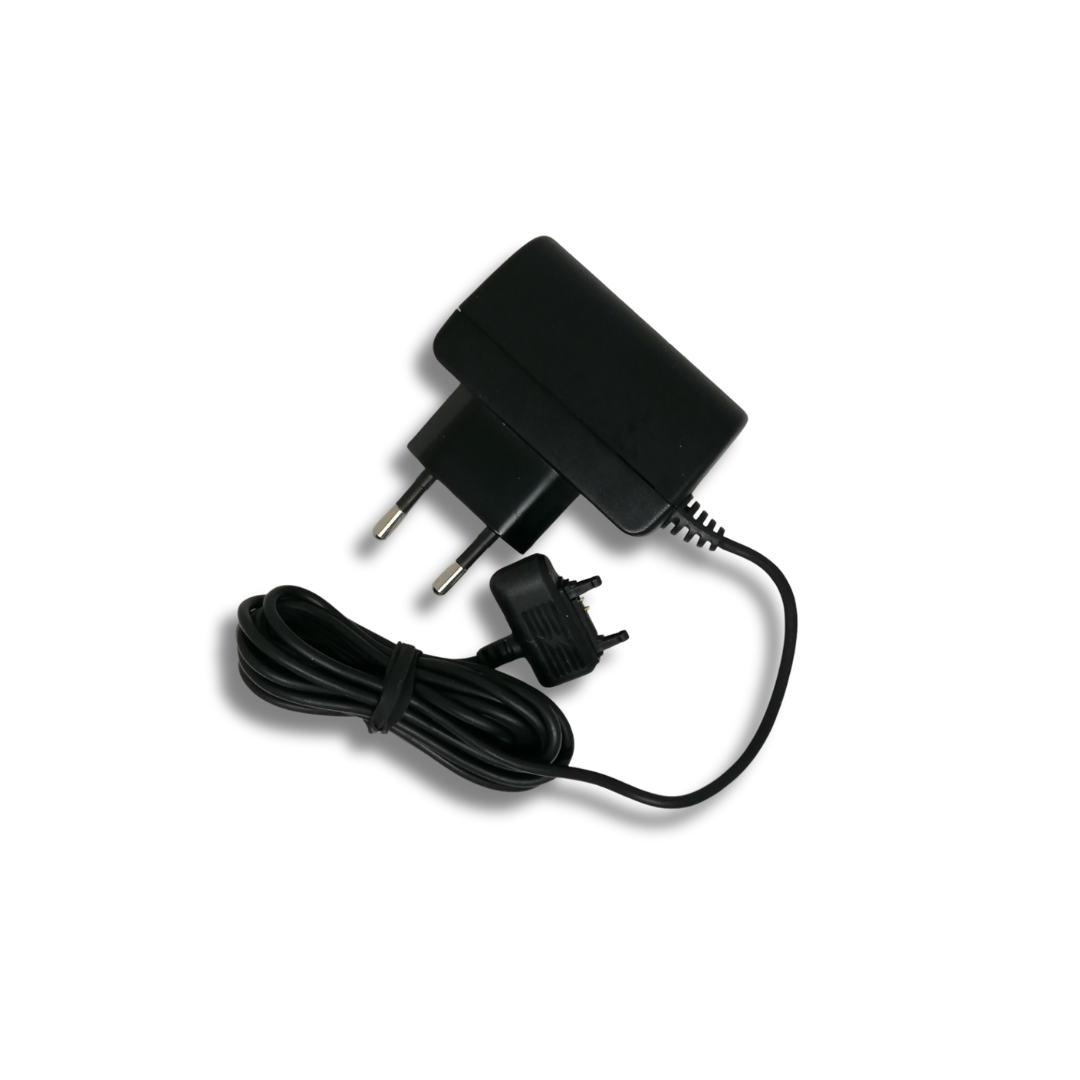 Sony Ericsson Standard Charger CST-70 CAA 0002001 BV Hálózati töltő - 2