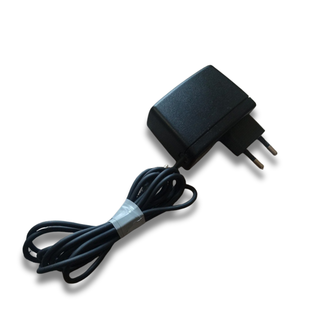 Salcomp oy ACH-4E AC Adapter 10W Hálózati adapter - 3