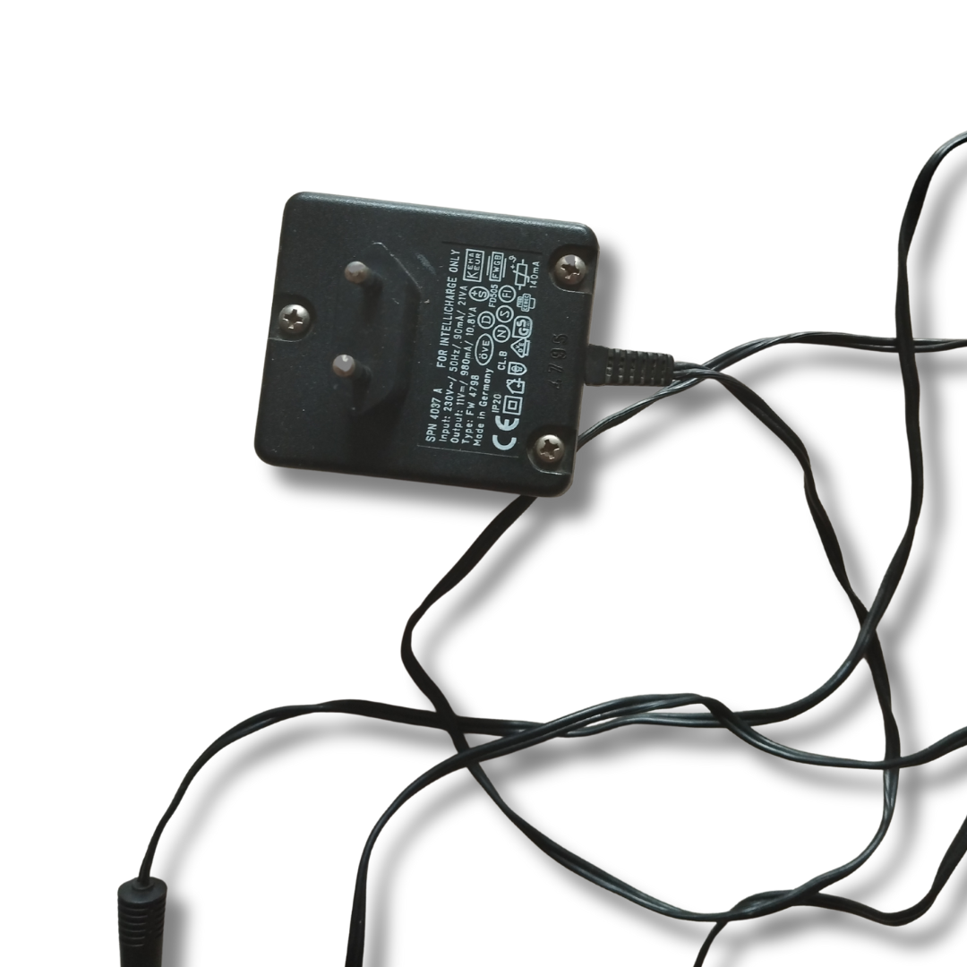 Motorola SPN4037A Adapter Hálózati töltő - 2