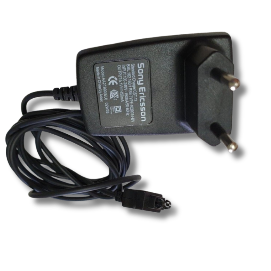 Sony Ericsson Standard Charger CST-13 4020074 BV  BML 162 160/1 R3B Hálózati töltő  - 4