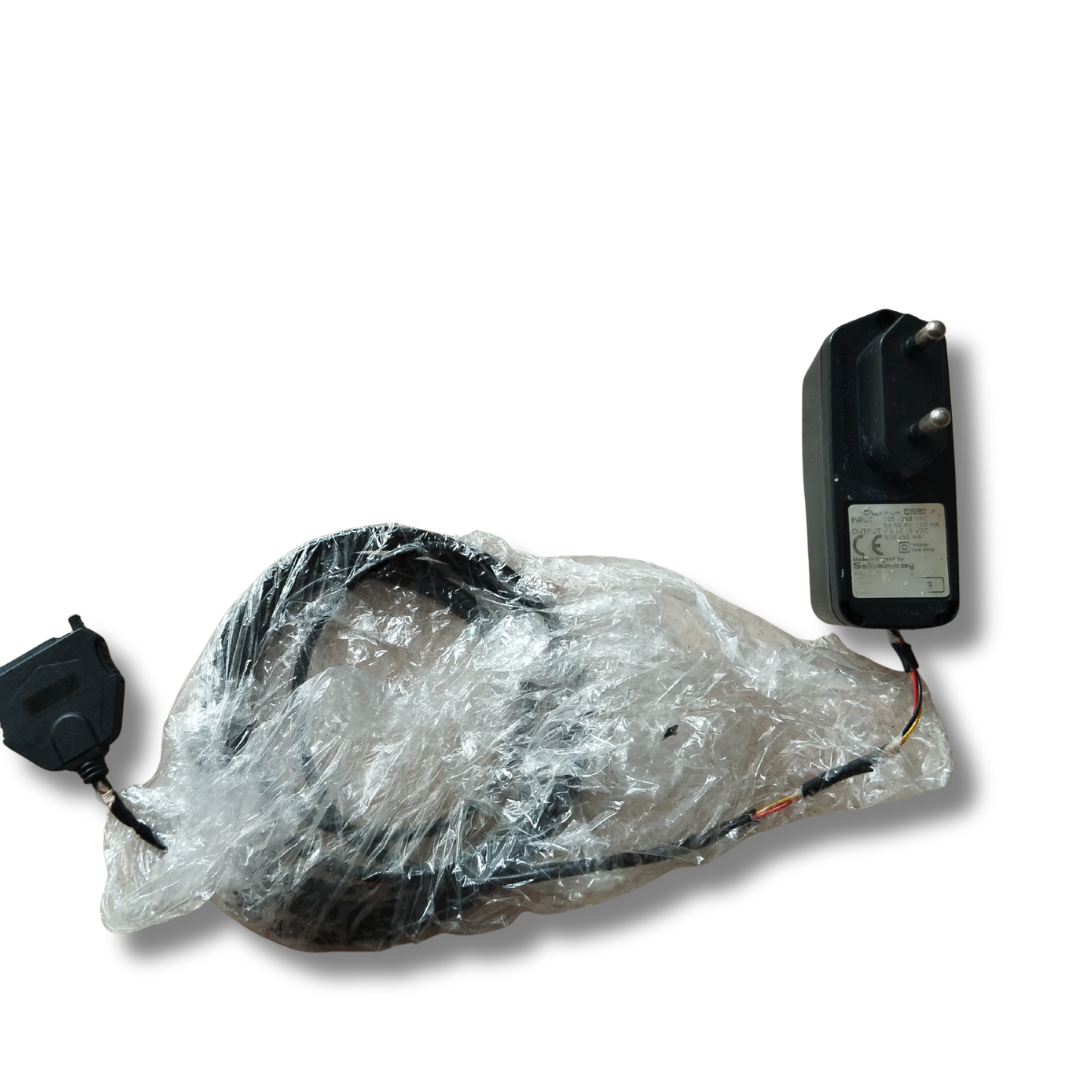 Salcomp Falcon GSM Power Adapter - 3