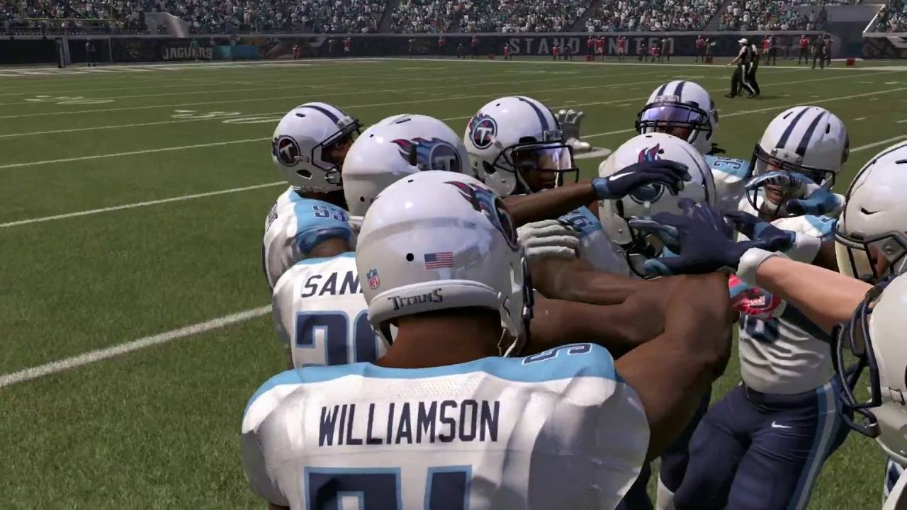 Madden NFL 17 - PS4 - 3