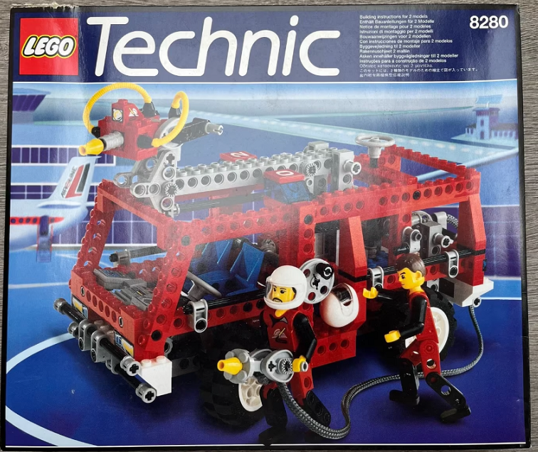 LEGO® 8280 Technic Fire Engine – Tűzoltóautó - 2