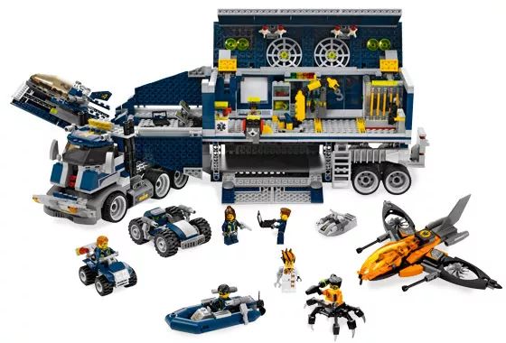 LEGO® 8635 Agents Mobile Command Center - Mozgó irányító központ - 2