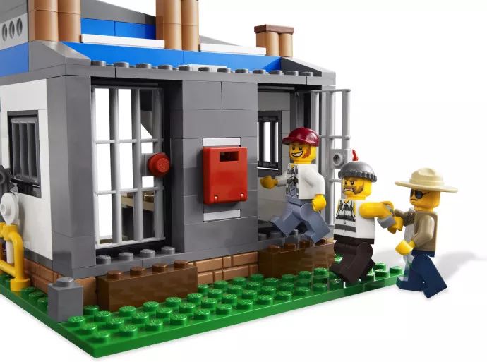 LEGO® 4440 City Forest Police Station - Erdei rendőrkapitányság - 6