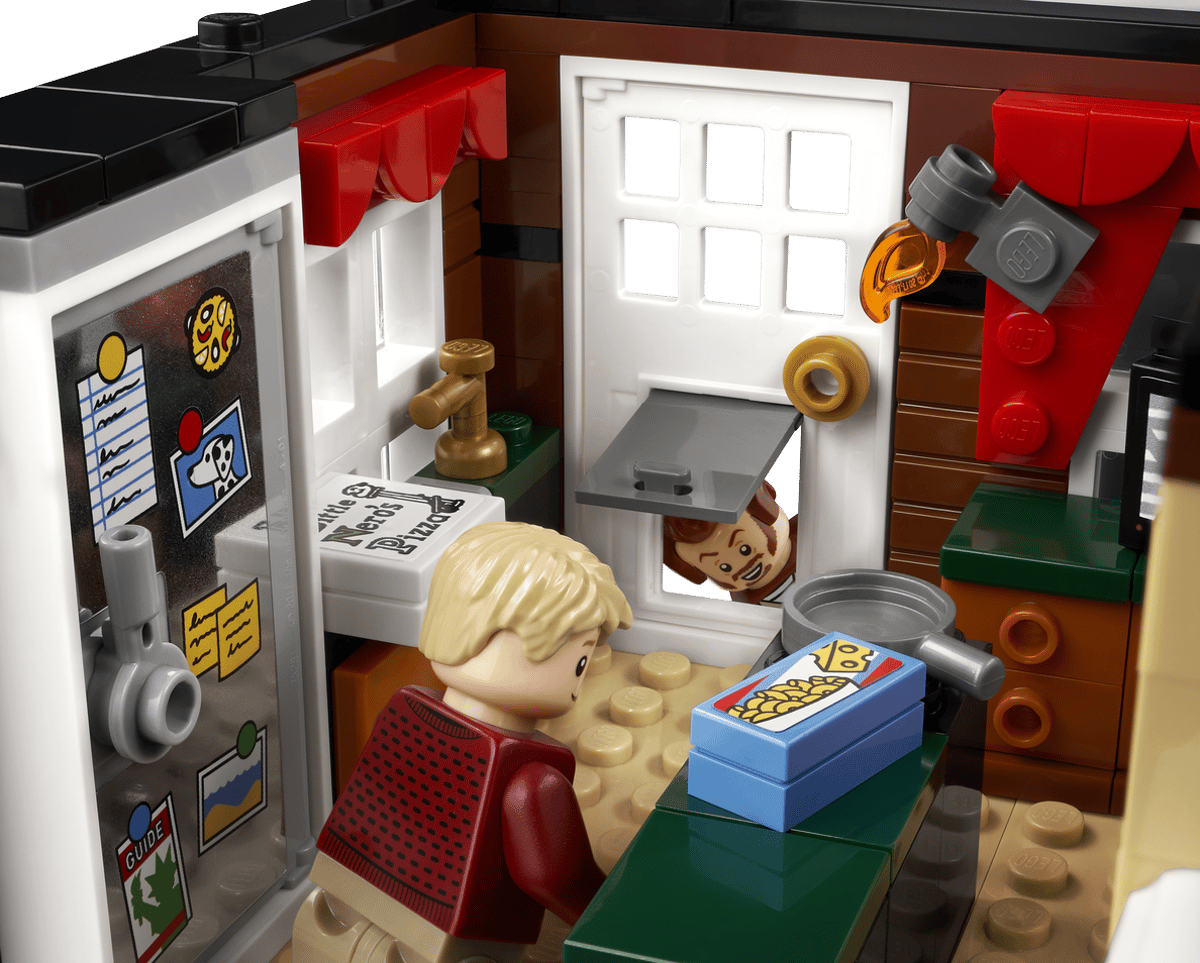 LEGO® 21330 Ideas Home Alone - Reszkessetek betörők - 7