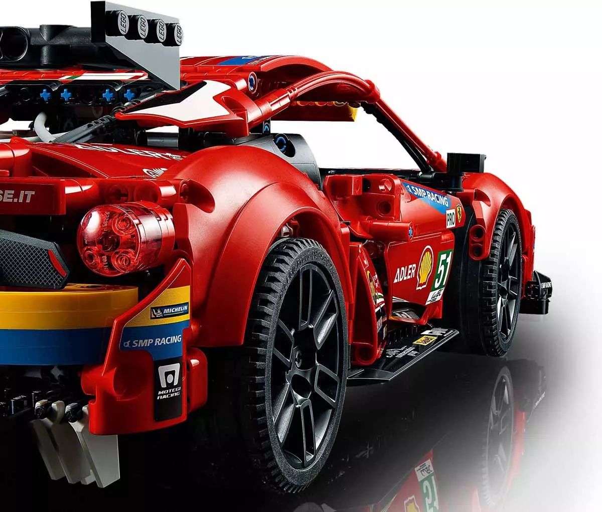 LEGO® 42125 Technic Ferrari 488 GTE “AF Corse #51” - 4