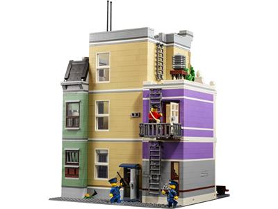 LEGO® 10278 Icons Police Station – Rendőrségi épület - 5